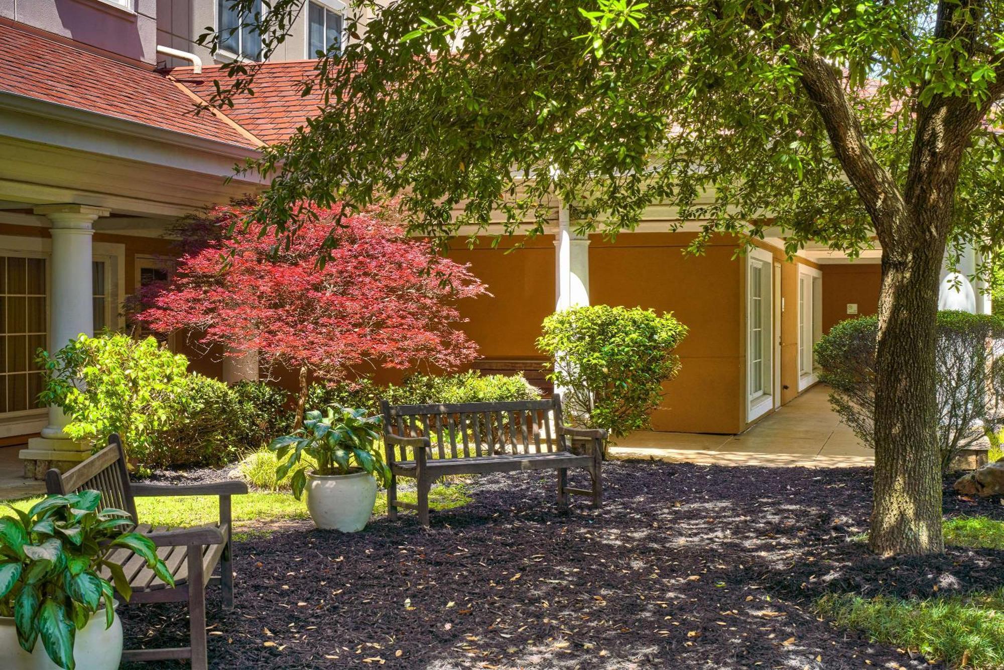 Sonesta Atlanta Airport South Hotel College Park Exterior photo